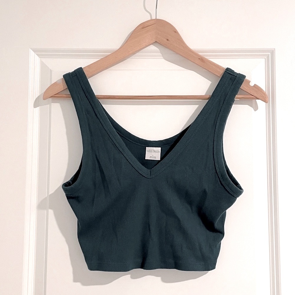 Wild Fable Vneck Crop Tee Ribbed Sleeveless T-shirt Green